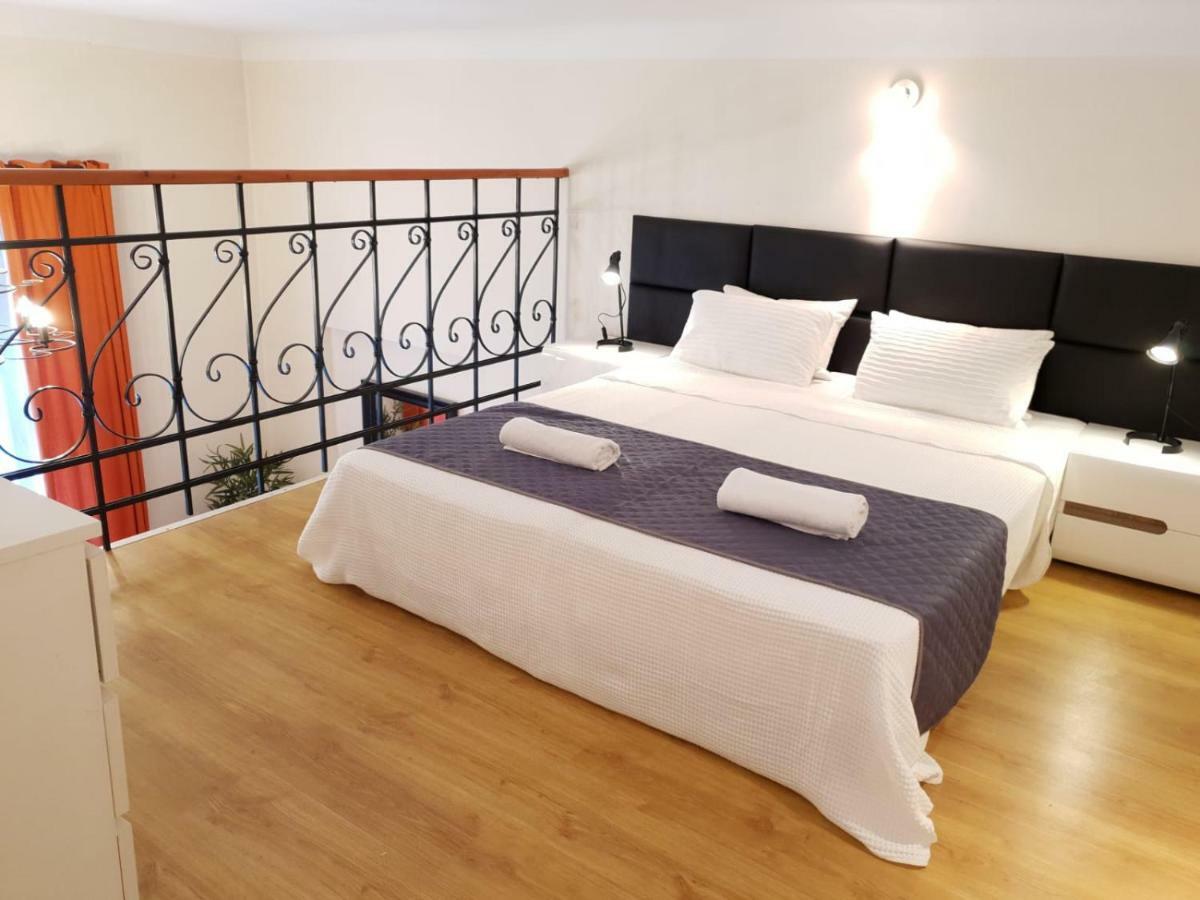 Aparthotel Old City Cracovia Esterno foto